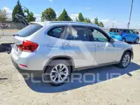 2014 BMW X1 фото