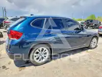2014 BMW X1 photo