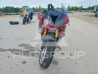 2014 BMW S1000 фото