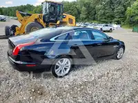 2014 Jaguar XJ photo