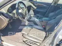 2014 Infinity Q50 photo