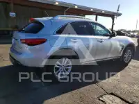 2014 Infinity QX70 photo