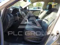 2014 Infinity QX70 photo