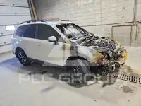 2014 Subaru Forester фото
