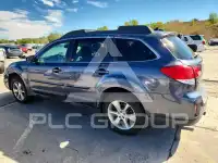 2014 Subaru Outback photo
