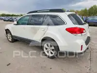 2014 Subaru Outback photo