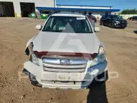2014 Subaru Outback photo