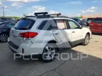 2014 Subaru Outback photo
