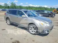 2014 Subaru Outback photo