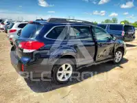 2014 Subaru Outback photo