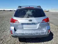 2014 Subaru Outback photo
