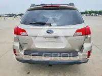 2014 Subaru Outback photo