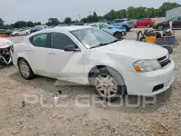 2014 Dodge AVENGER photo