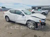 2014 Dodge AVENGER photo