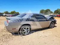 2014 Dodge CHALLENGER photo