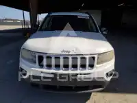 2014 Jeep COMPASS photo
