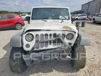 2014 Jeep WRANGLER фото