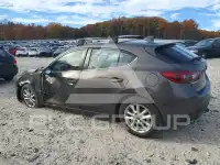 2014 Mazda 3 photo