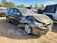 2014 Mazda 3 photo