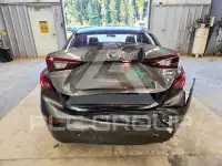 2014 Mazda 3 photo