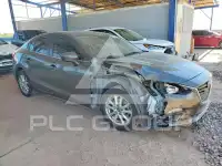 2014 Mazda 3 photo
