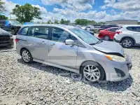2014 Mazda 5 photo