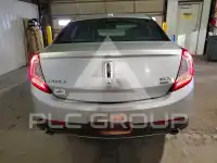 2014 Lincoln MKS photo