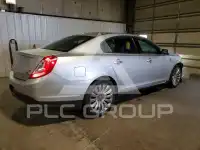 2014 Lincoln MKS photo