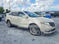 2014 Lincoln MKT фото