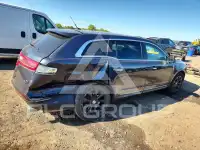 2014 Lincoln MKT photo