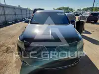 2014 Lincoln MKT фото