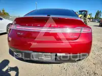 2014 Lincoln MKZ photo