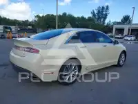 2014 Lincoln MKZ photo