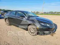 2014 Lincoln MKZ photo