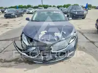2014 Lincoln MKZ photo