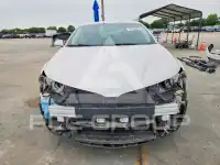 2014 Lincoln MKZ photo