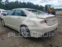 2014 Lincoln MKZ photo