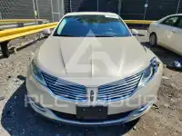 2014 Lincoln MKZ photo