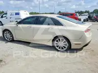 2014 Lincoln MKZ photo