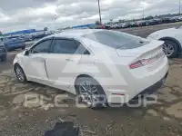 2014 Lincoln MKZ photo