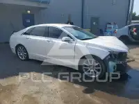 2014 Lincoln MKZ photo