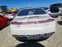 2014 Lincoln MKZ photo