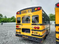 2014 Chevrolet Express photo