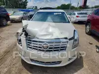 2014 Cadillac XTS photo