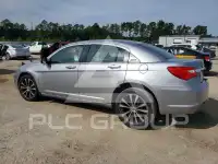 2014 Chrysler 200 фото