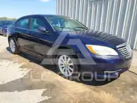 2014 Chrysler 200 photo