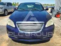 2014 Chrysler 200 photo