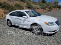 2014 Chrysler 200 фото