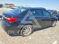 2014 Chrysler 200 photo
