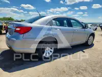 2014 Chrysler 200 photo